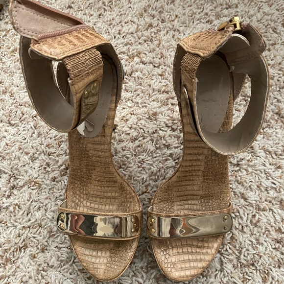 Fergie heels
